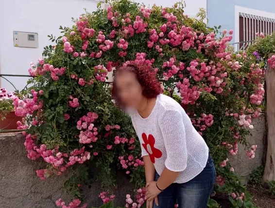 Emilie, 35