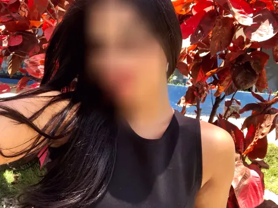 Katrine, 27