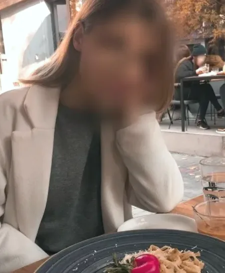 Marie, 37