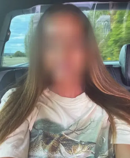 Tilde, 39